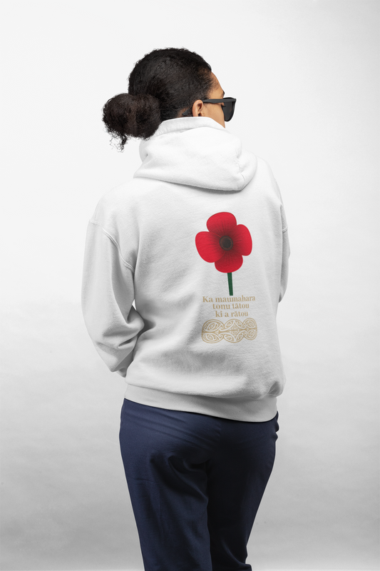 Anzac - Ka maumahara tonu tātou ki a rātou -  Adult Hoodie