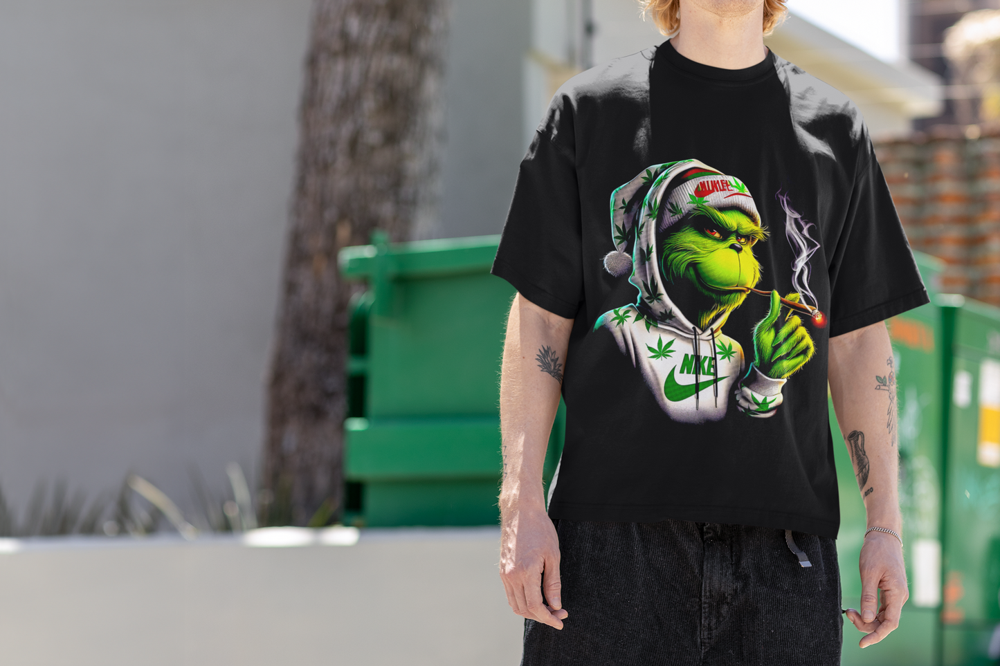 NIKE GRINCH - ADULT TEE