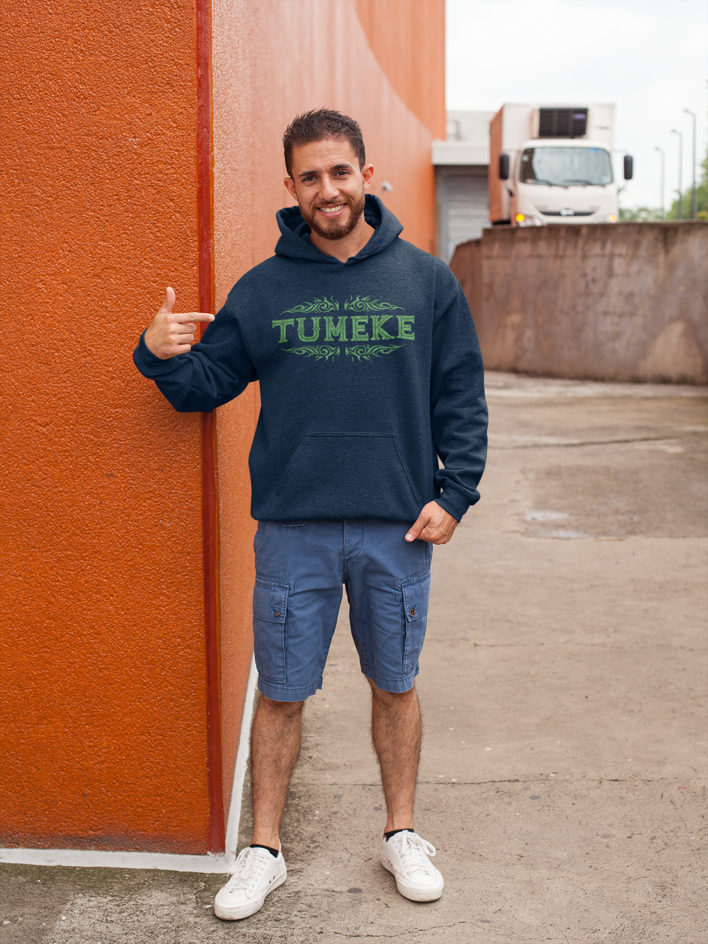 TUMEKE - ADULT HOODIE
