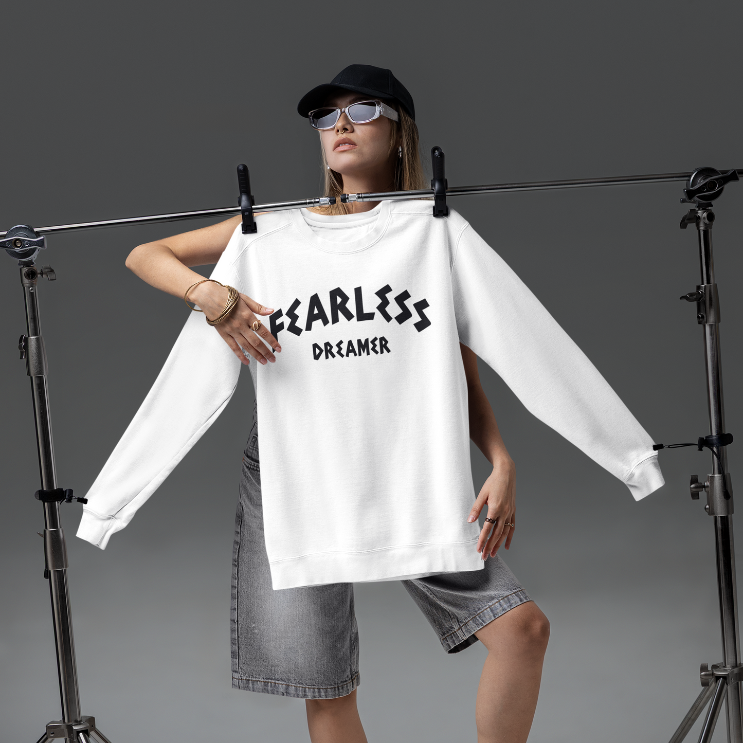 FEARLESS DREAMER - ADULT CREWNECK