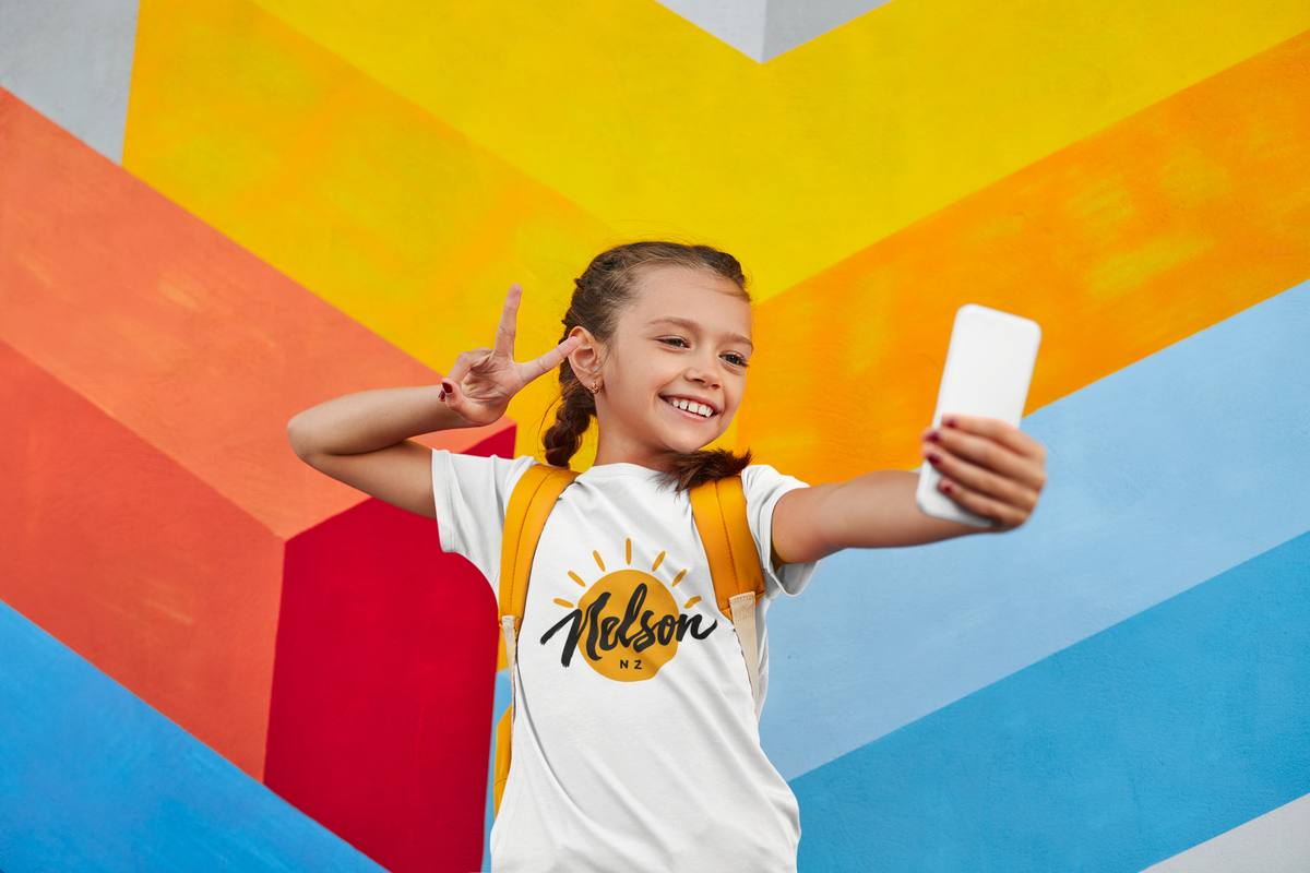 SUNNY NELSON NZ - CHILDRENS TEE